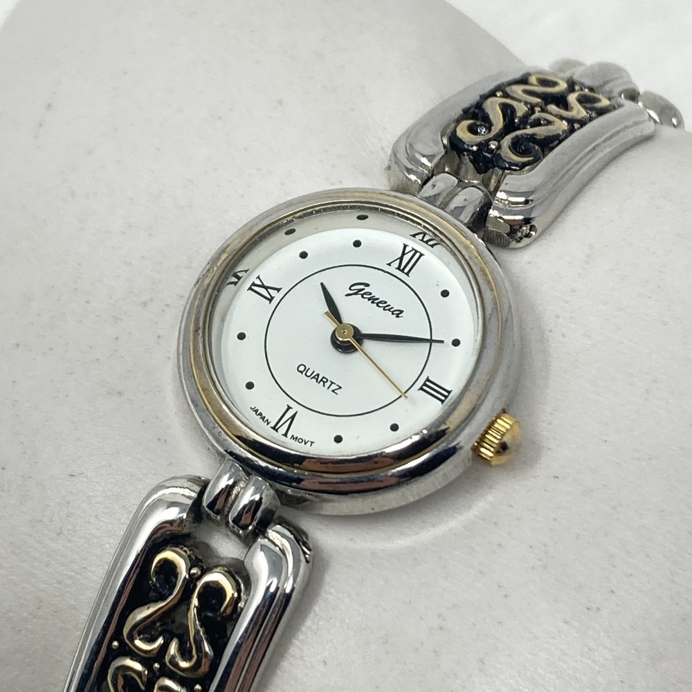 Geneva Watch Women 23mm Silver Gold Two Tone Scrollwork Toggle Clasp New Battery
